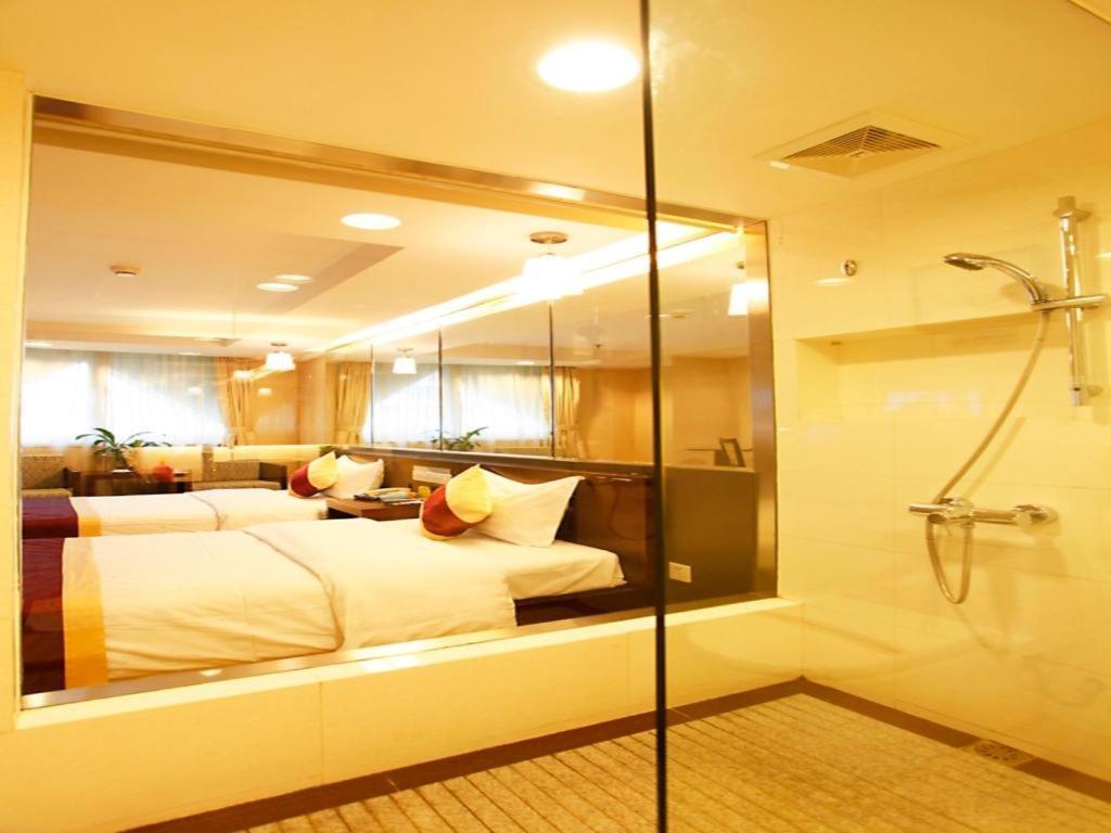 New World Hotel Guangzhou Dış mekan fotoğraf