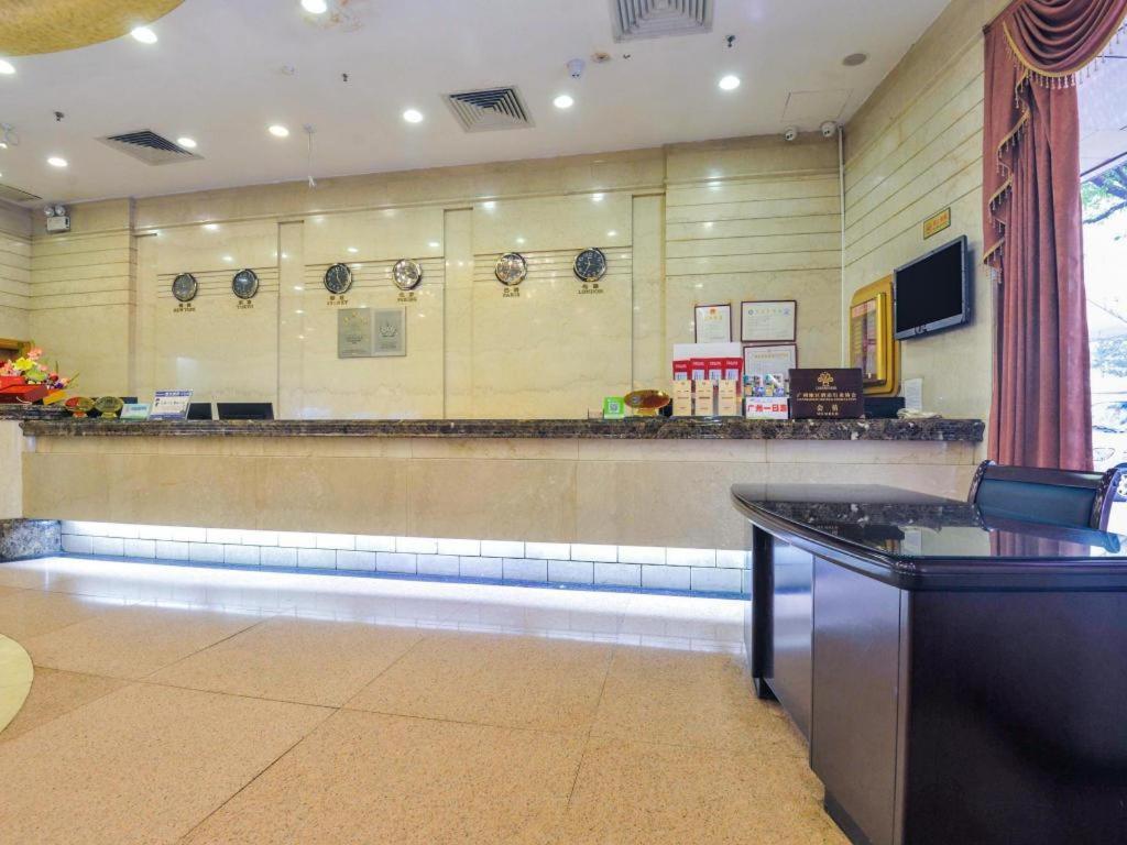 New World Hotel Guangzhou Dış mekan fotoğraf