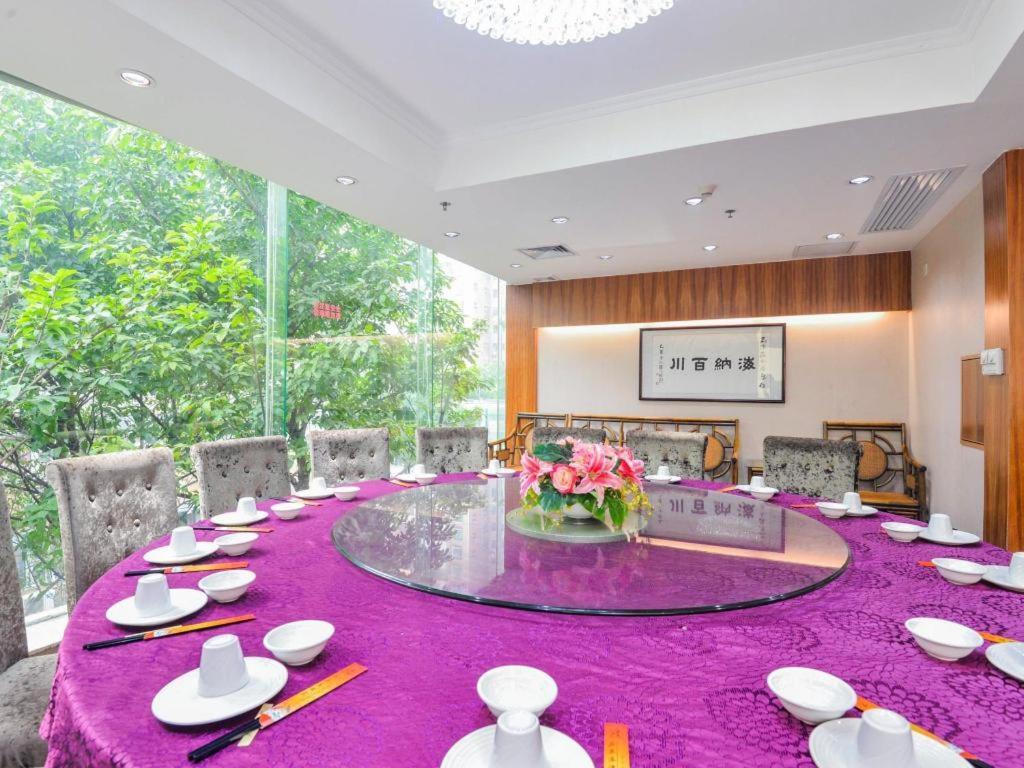 New World Hotel Guangzhou Dış mekan fotoğraf